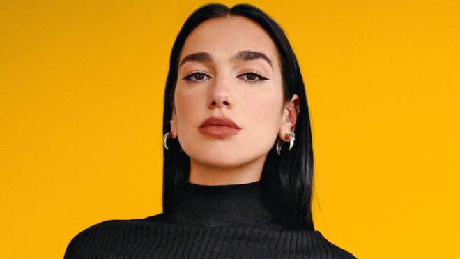 Sanremo 2027 guarda al mondo: Stefano De Martino punta su Dua Lipa